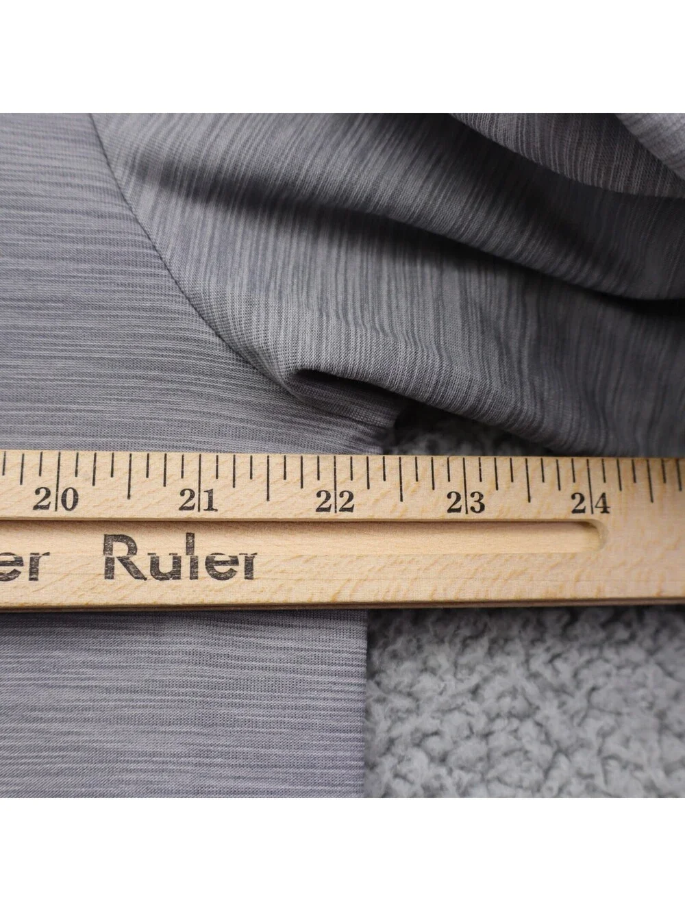 Nike Dri-Fit Gray 1/4 Zip Long Sleeve Lightweight Shirt Men Large
